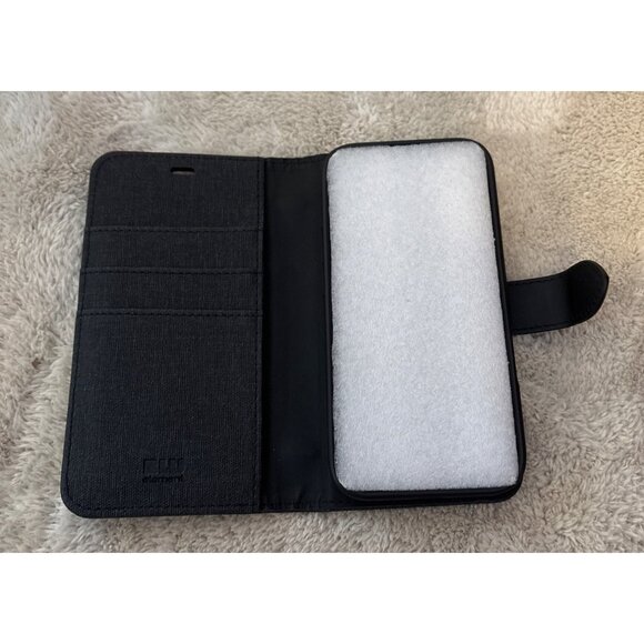 Blu Element Folio 2-In-1 Case For iPhone 16 With MagSafe & Detachable Wallet - Picture 6 of 7